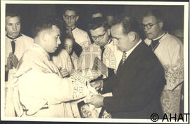 Ordenació d'un grup de nous missioners claretians a l'església de la Mare de Déu del Lledó de Valls.