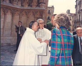 Rebuda institucional dels reis d'Espanya per part dels canonges de la catedral de Tarragona Salva...